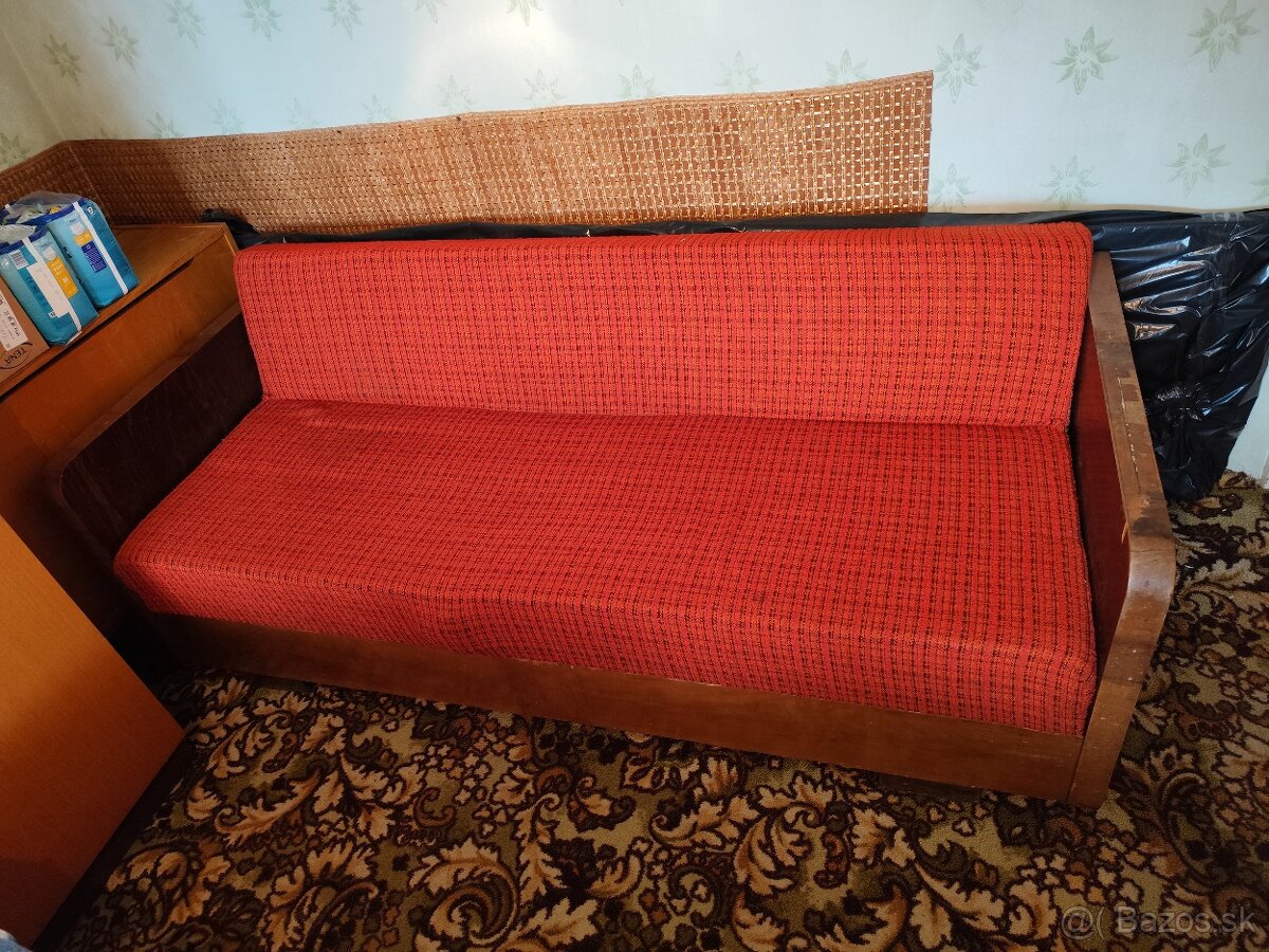 Retro gauč