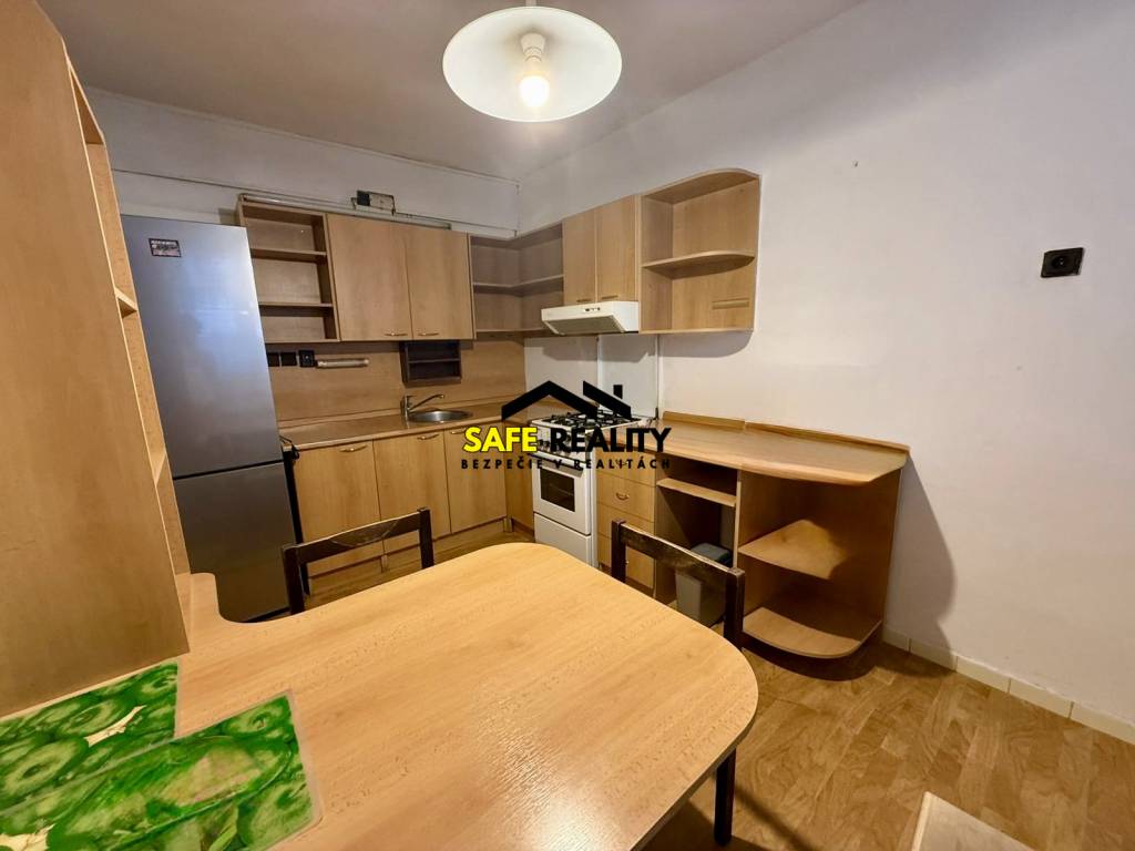 Jednoizbový byt s lodžiou, Žilina - Centrum