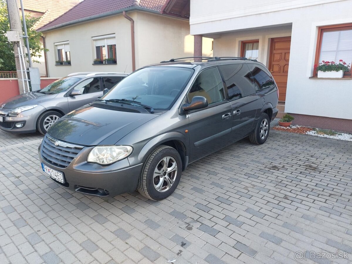 Predám Chrysler Grand Voyager 3.3 V6 2006
