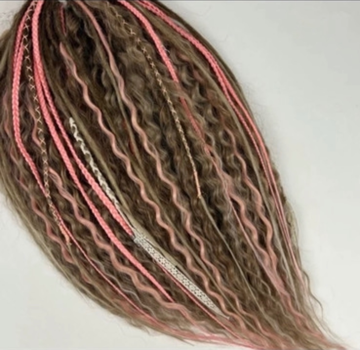 Dredobrčkavý set s vrkôčikmi