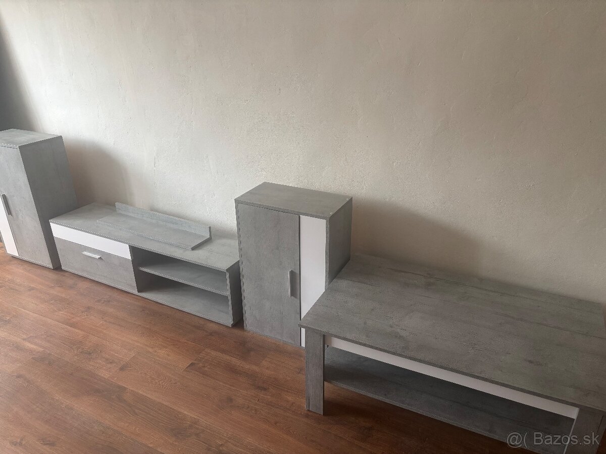 Obývacia stena plus stolík