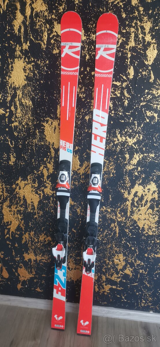 Lyže Rosignol hero