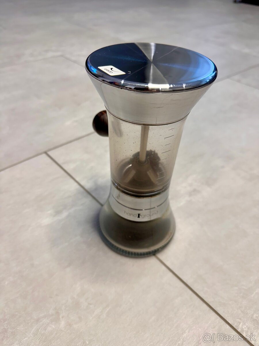 Mlyncek na kavu HandGround keramicky
