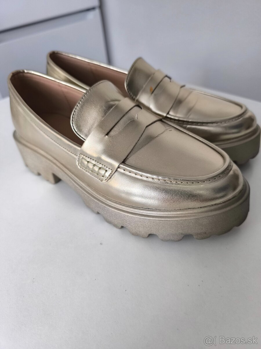 Vychádzková obuv damska