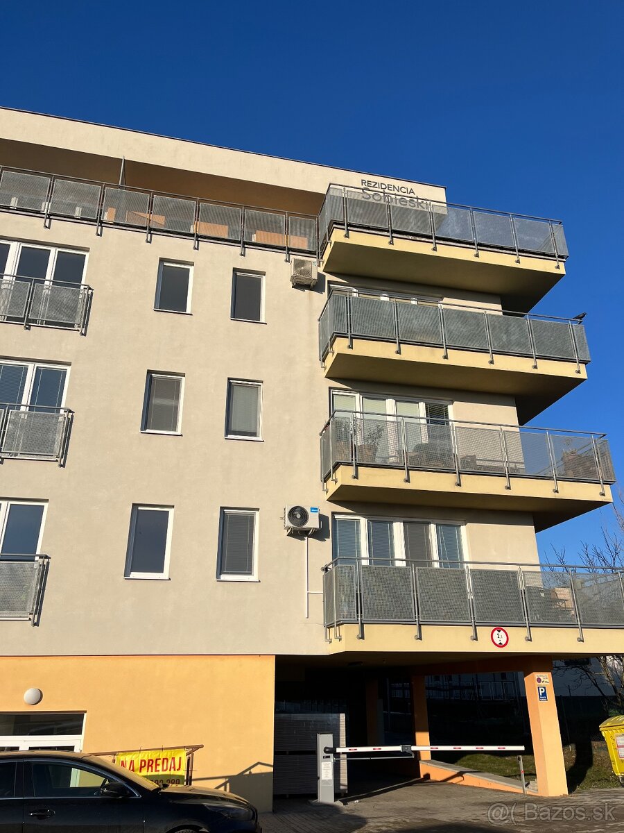 Na predaj byt v Štúrove