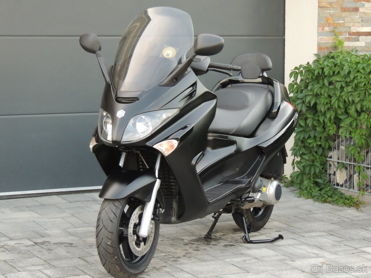PIAGGIO X EVO 125 2015 20 tis.km