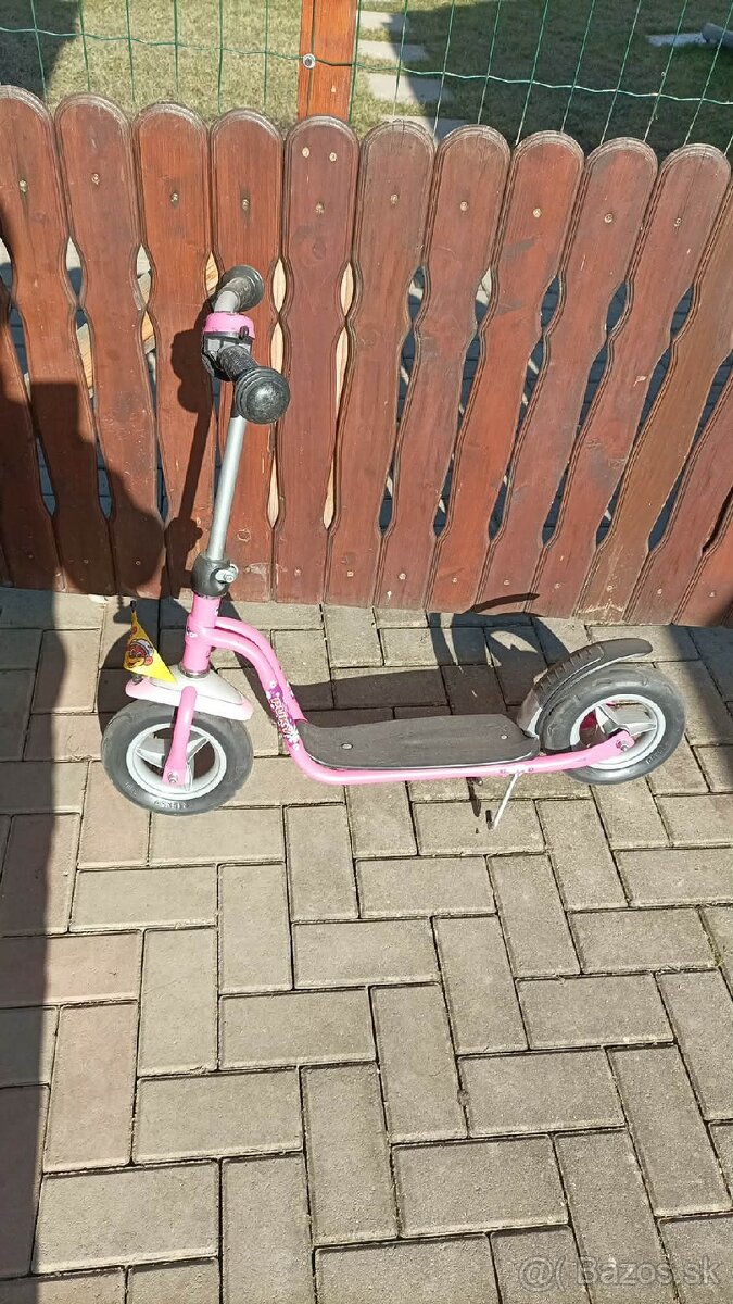 Dievcenska kolobezka Puky