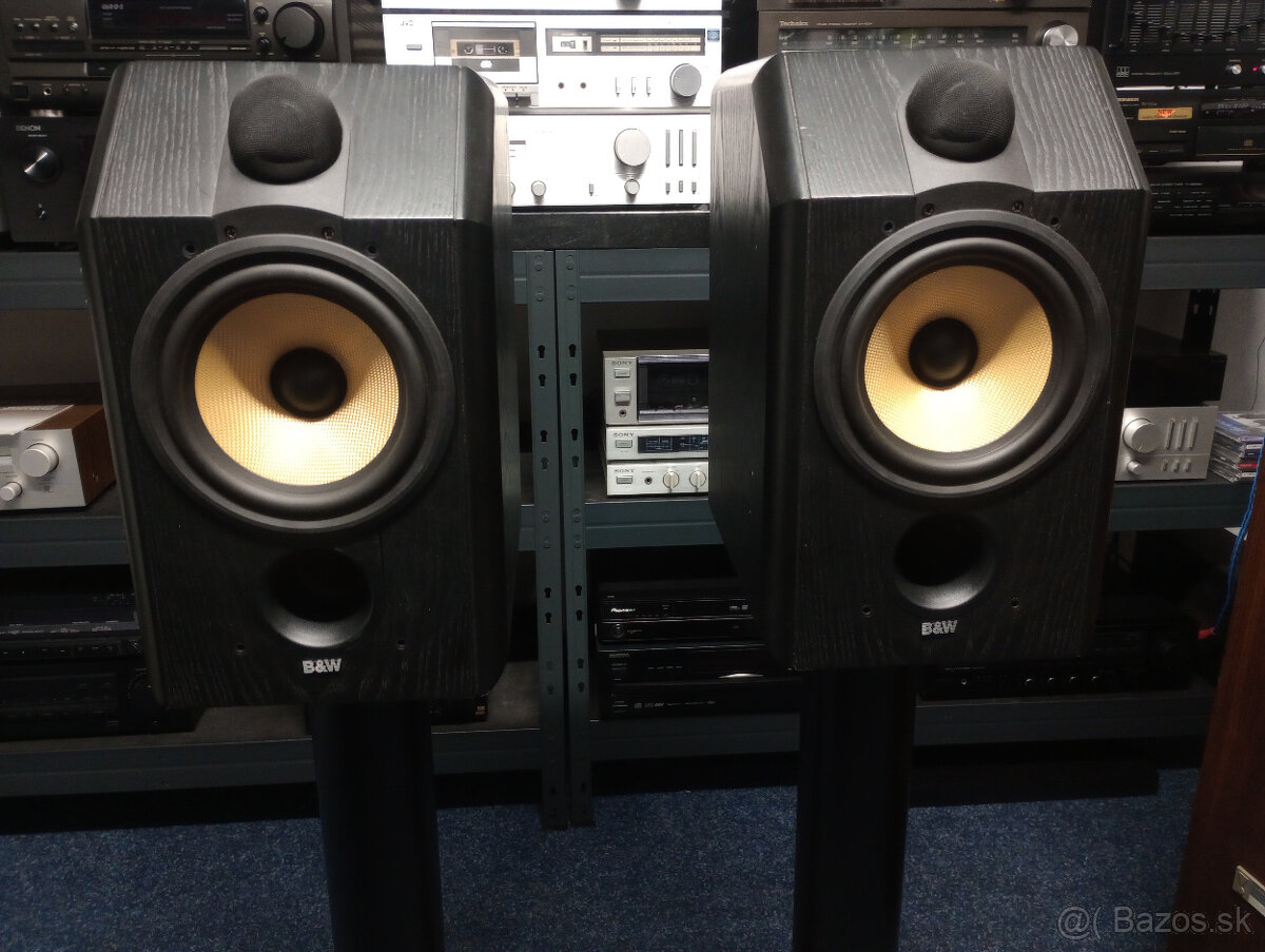 Bowers & Wilkins (B&W) CDM1