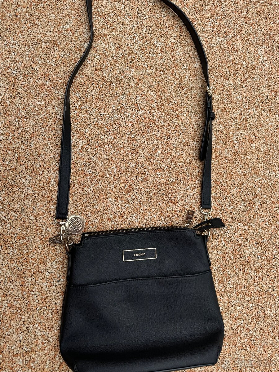 DKNY