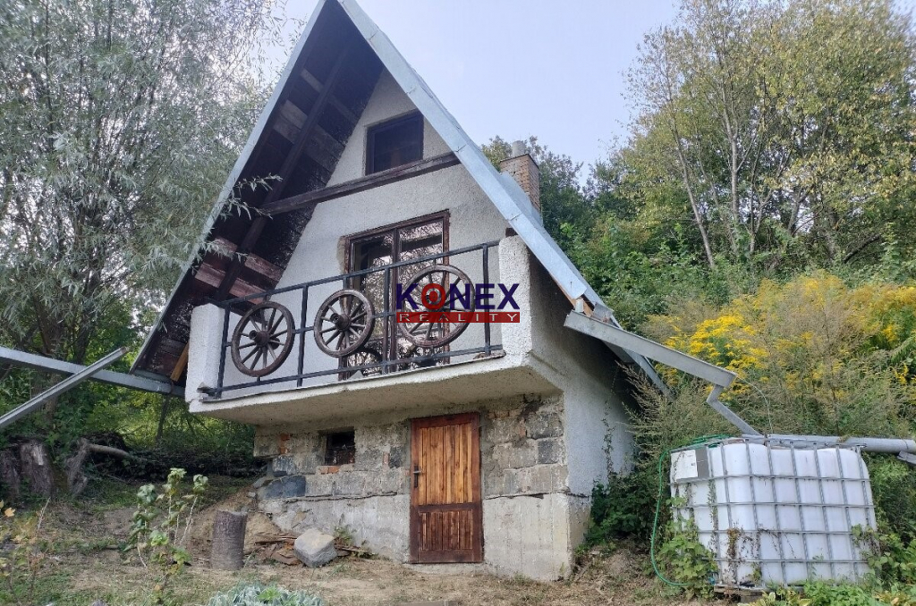 SKVELÁ NOVINKA – Chatka na rekreáciu pri Medzilaborciach