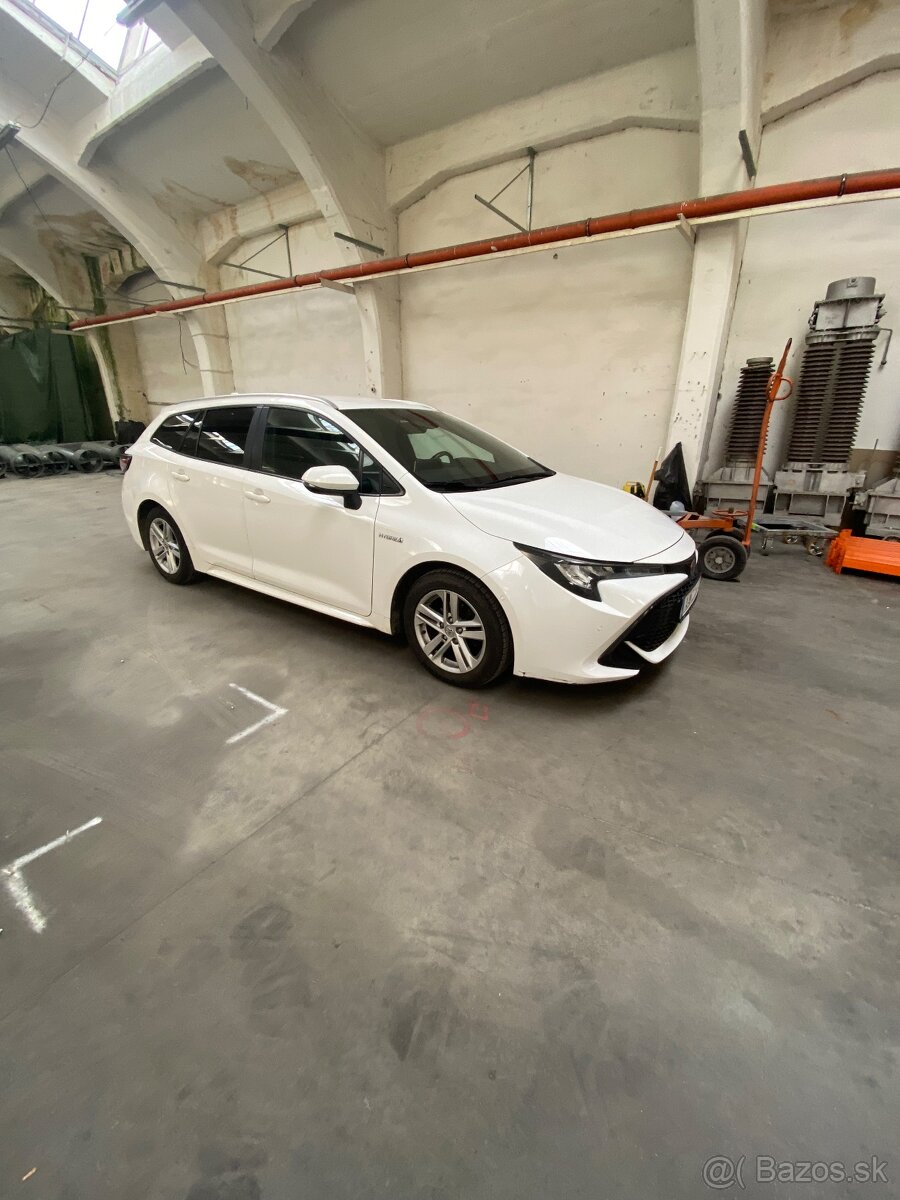 Autopožičovňa Myjava . Vozidlá na prenájom už od 10€/deň