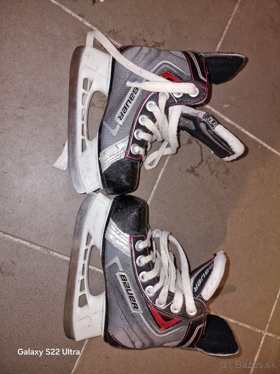 Bauer Y10R