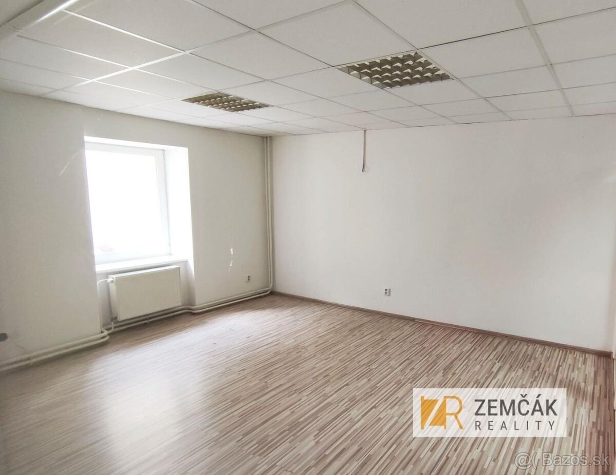 Reprezentatívne obchodné priestory 20 m2 - Námestie sv. Egíd