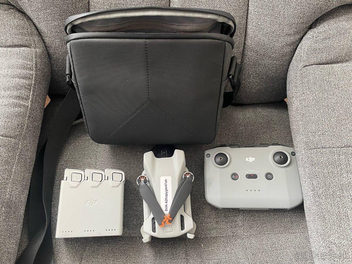 DJI Mini 3 Fly More Combo (GL)