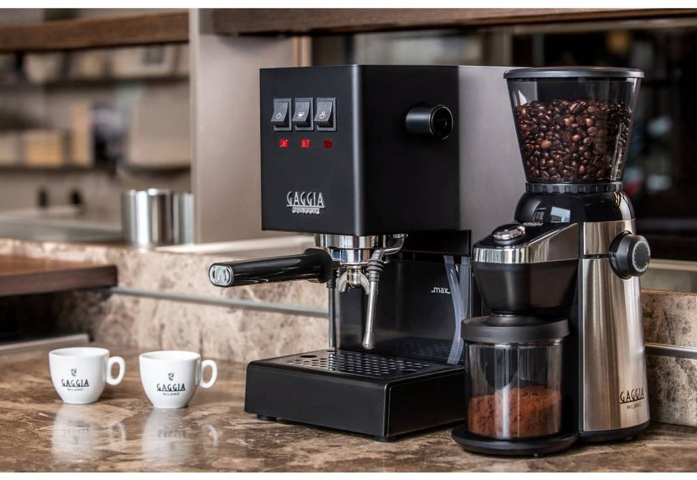 Gaggia Classic Plus - Čierny 01/2025