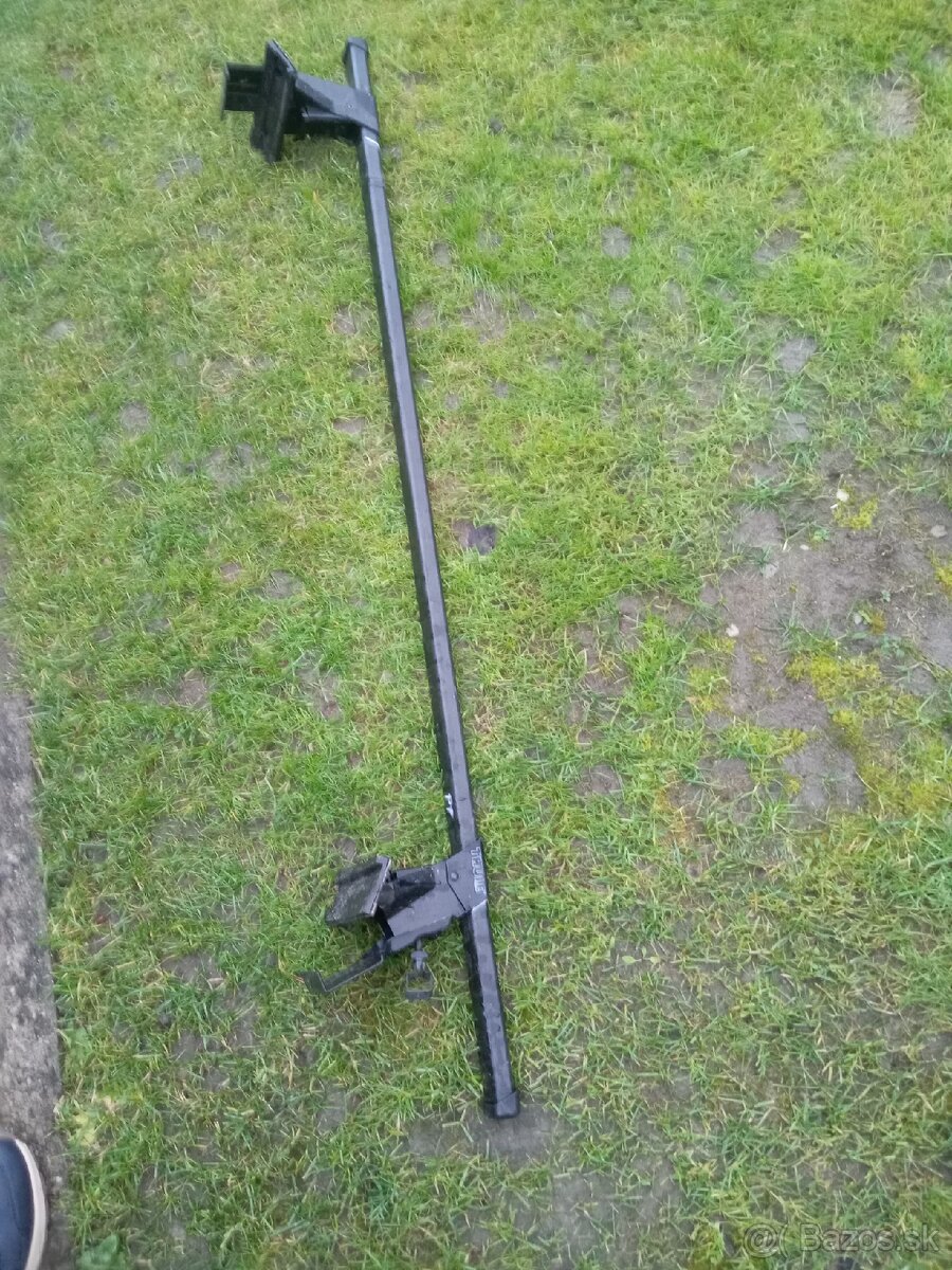 Predám strešný nosič 2ks na auto feliciu