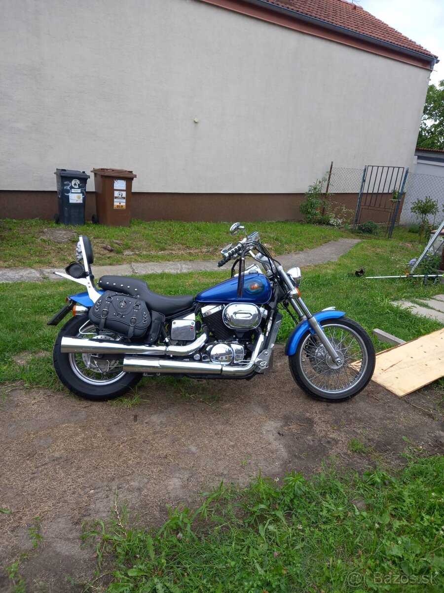 predám honda shadov VT750DC