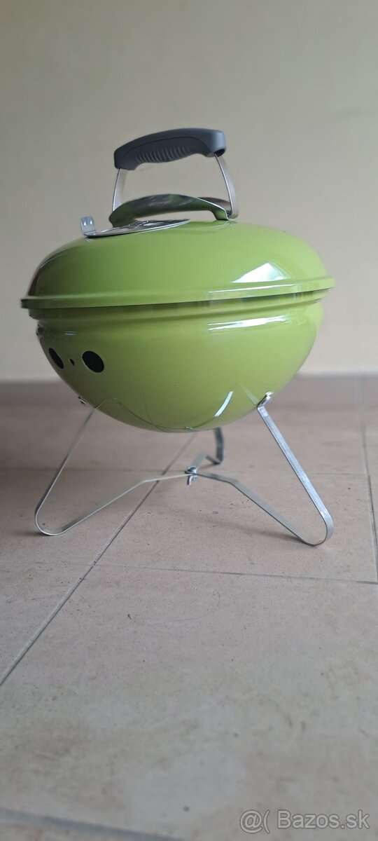 Predám záhradný gril Weber + príslušenstvo