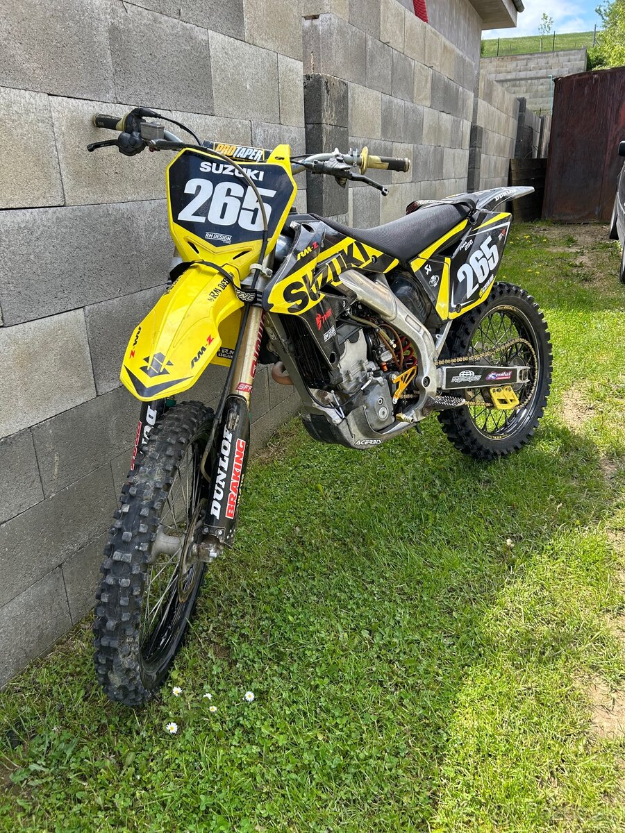 Suzuki RMZ 250