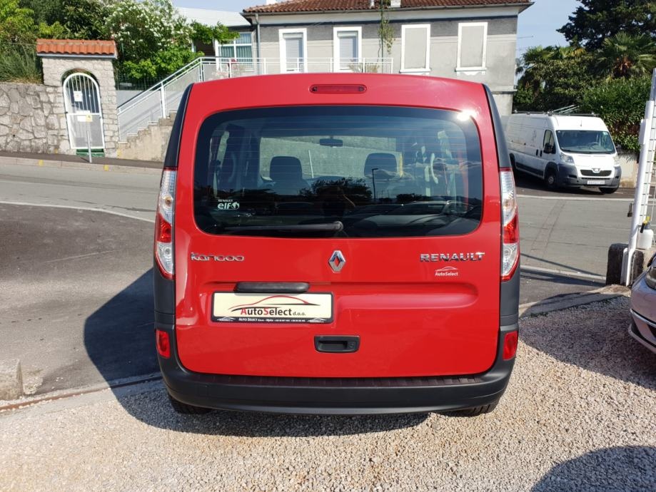Kúpim renault Kangoo
