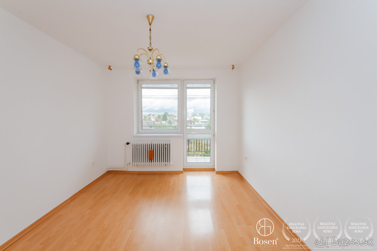 BOSEN | Priestranný 4 izbový byt s výbornou dispozíciou a zá
