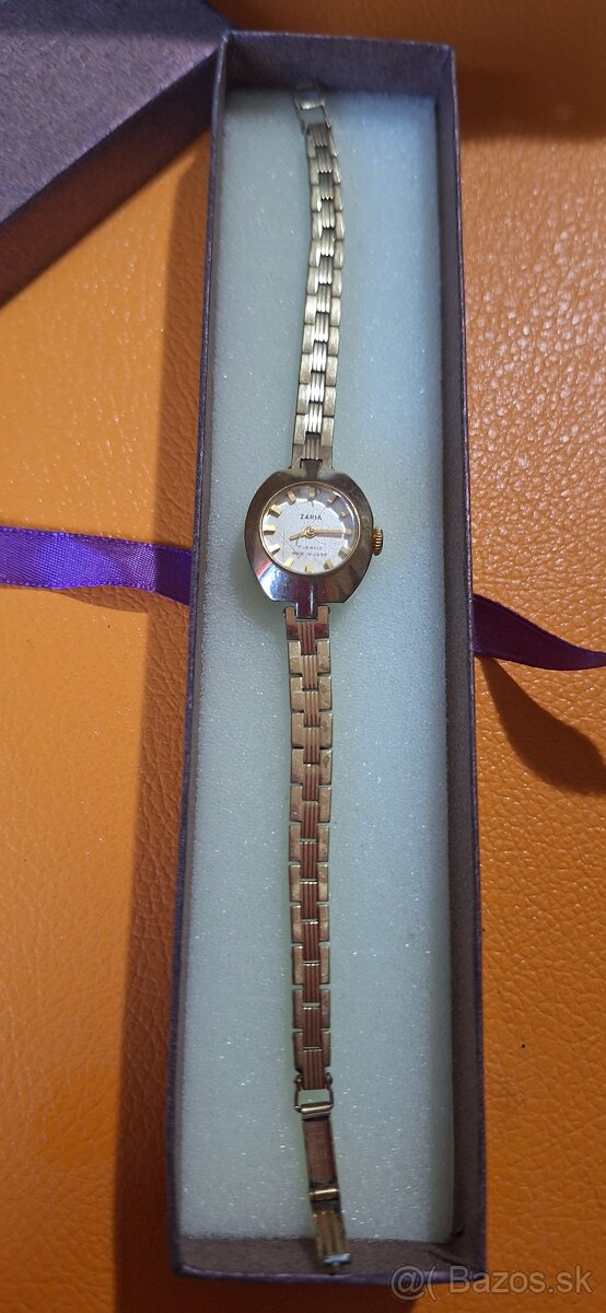 Staré ruské pozlátené hodinky,,Zaria,,