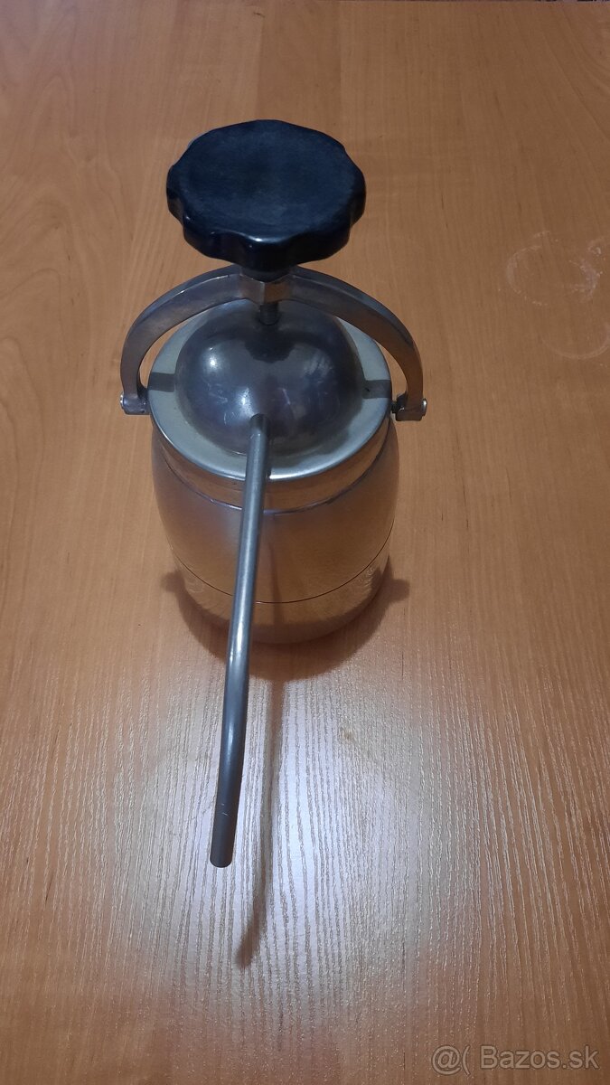 SAMOVAR