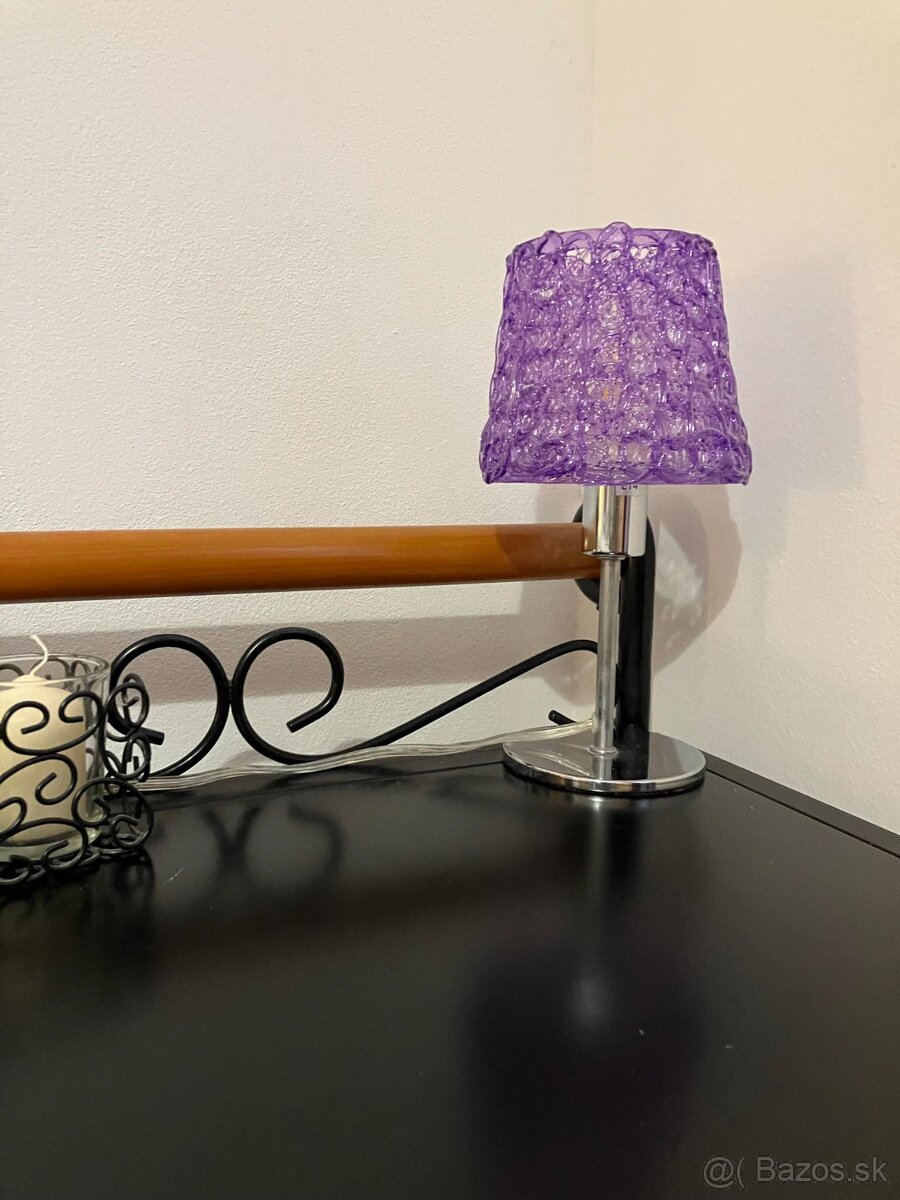 Nočné stolové lampy