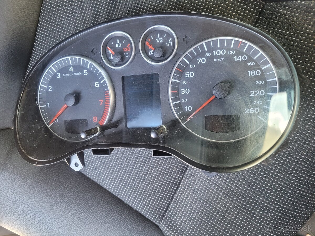 Predám budíky z audi a3 3,2 184kw 4x4