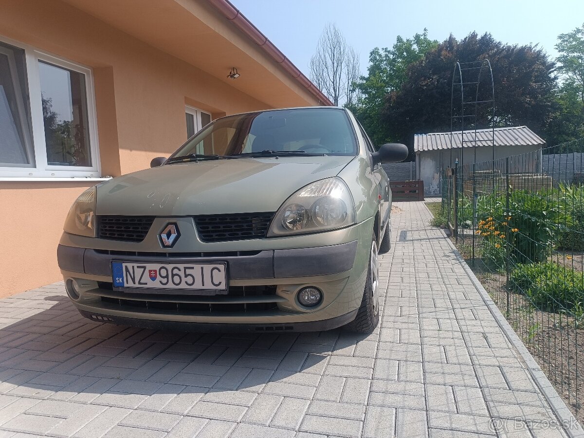 Renault Clio 2002