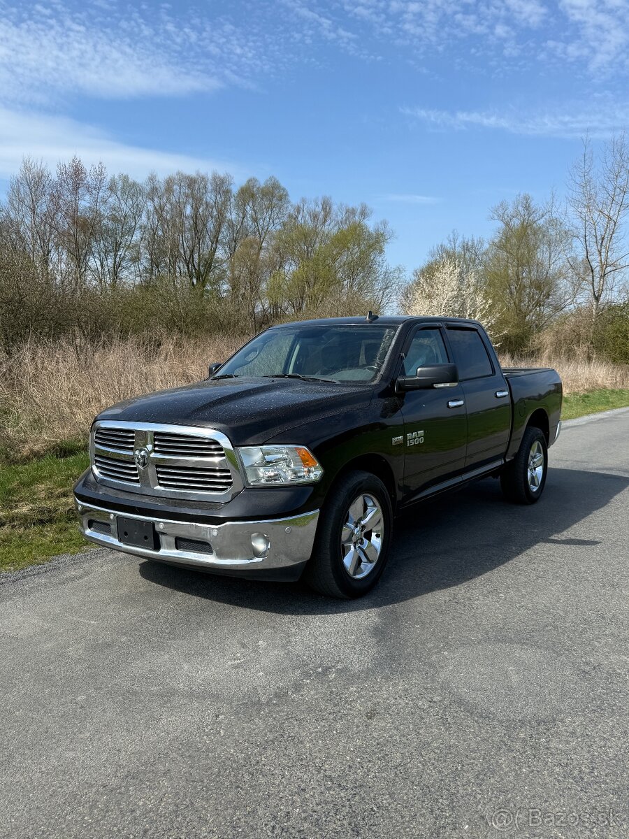 DODGE RAM 1500 5.7 V8 HEMI—2017—4x4—130.000km—REZERVACE—