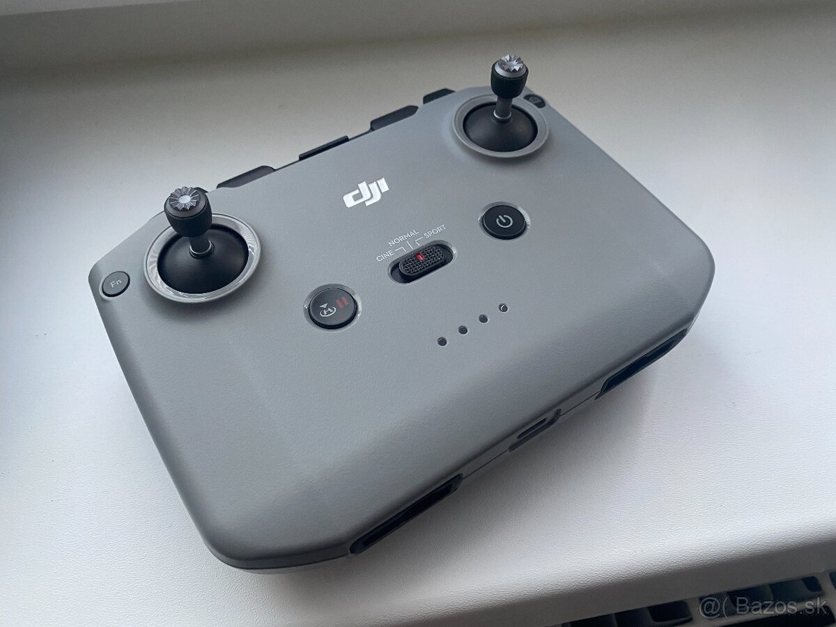 DJI ovládač RC231