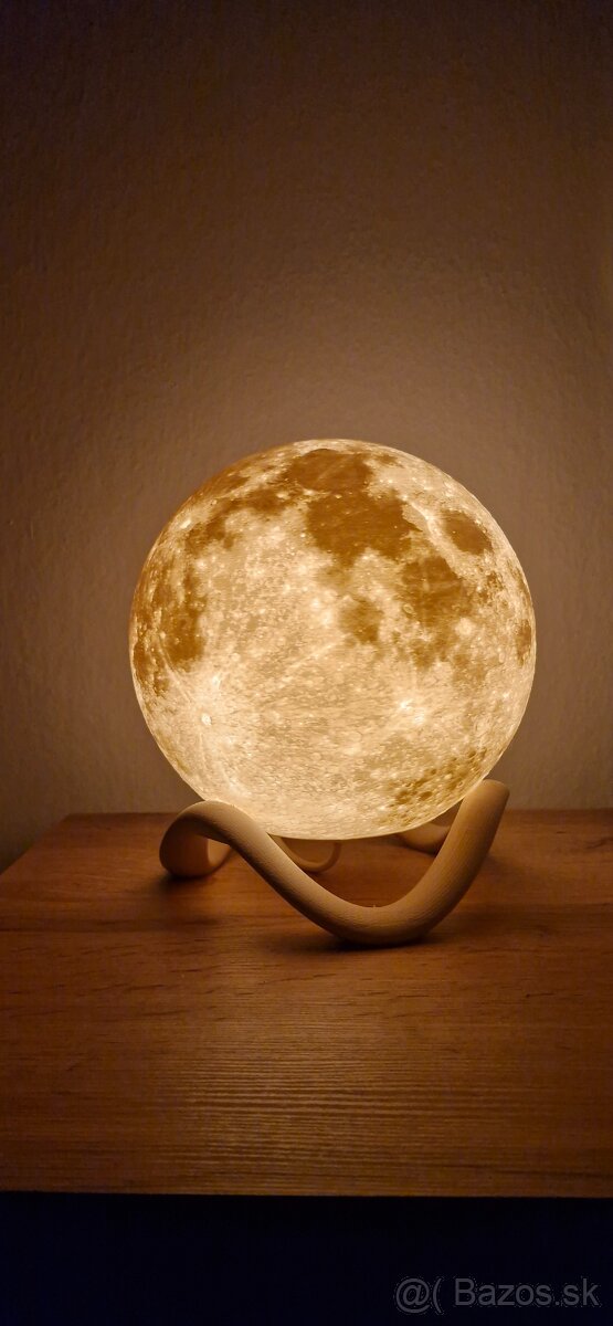 Lampa Mesiac