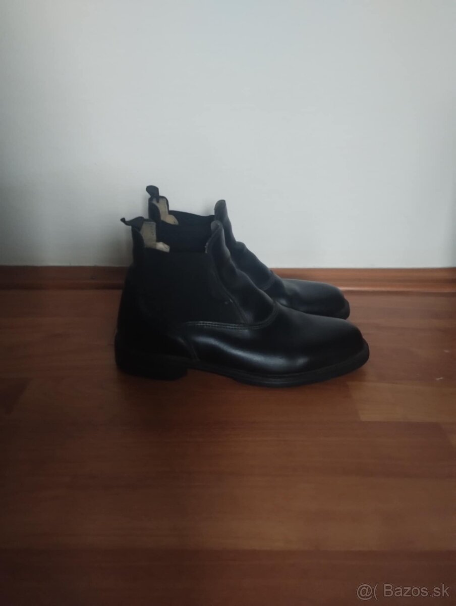 jazdecké čižmy plus chapsy