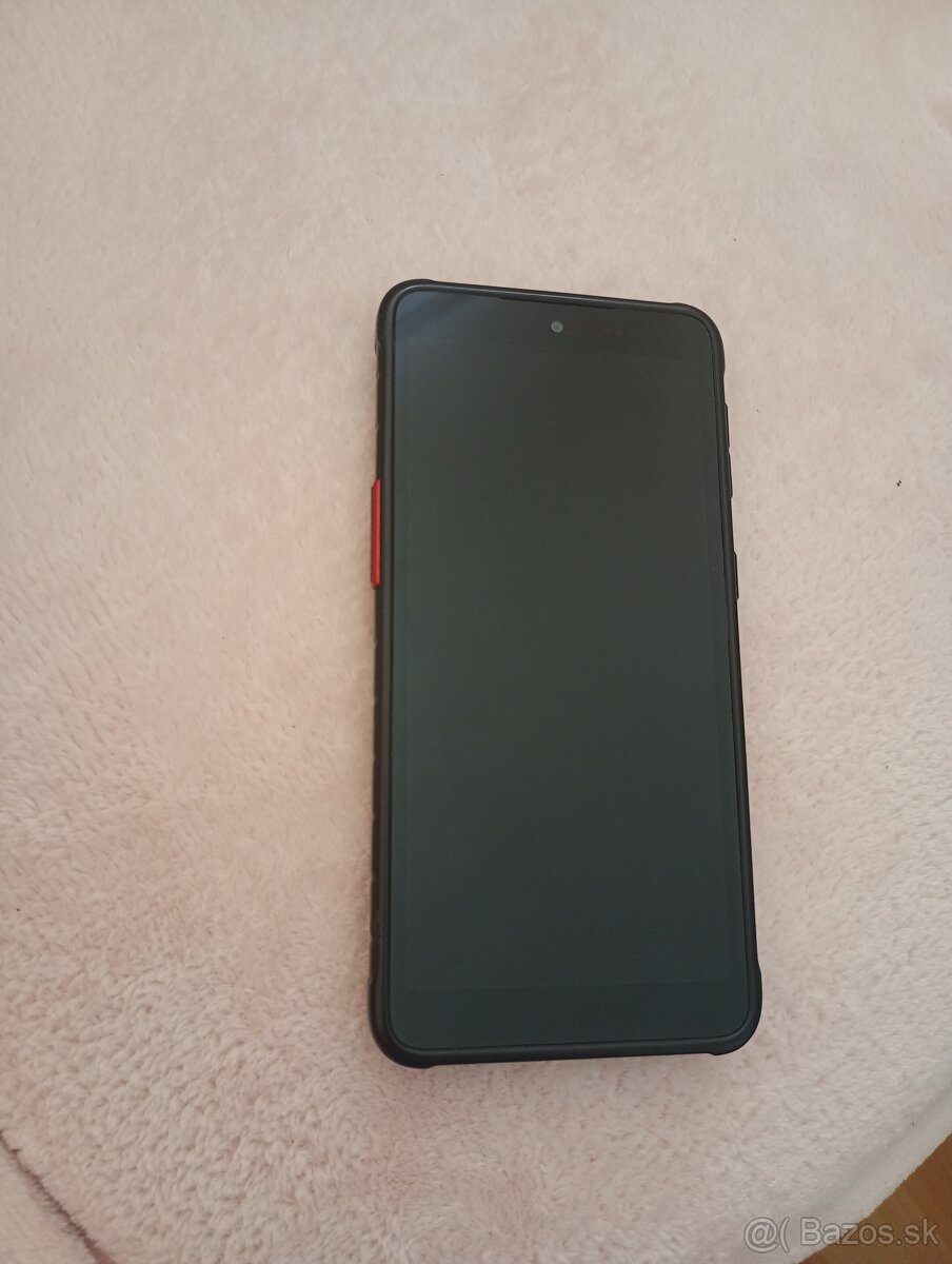 Predám mobilný telefón