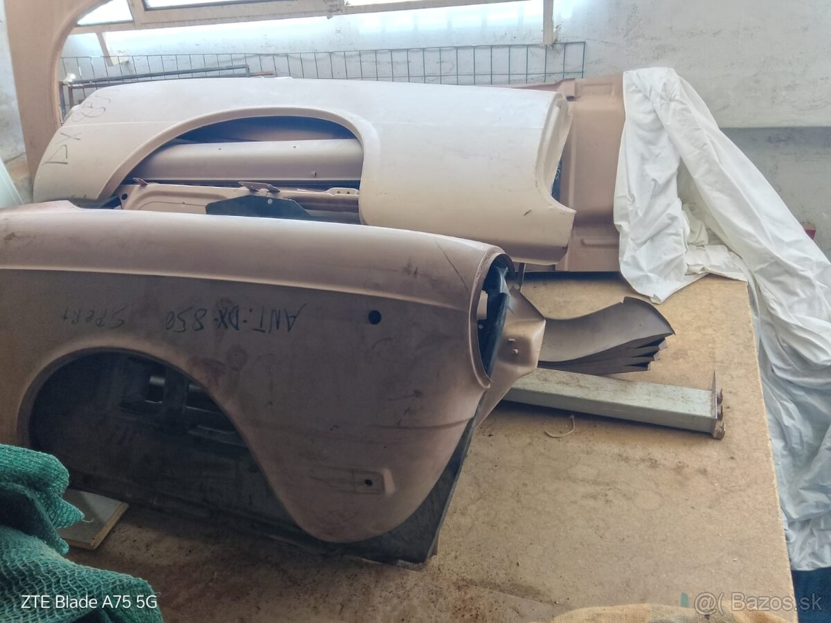 Fiat 850 Sport Coupe Fiat 600 podlaha Fiat 850 Berlina Speci