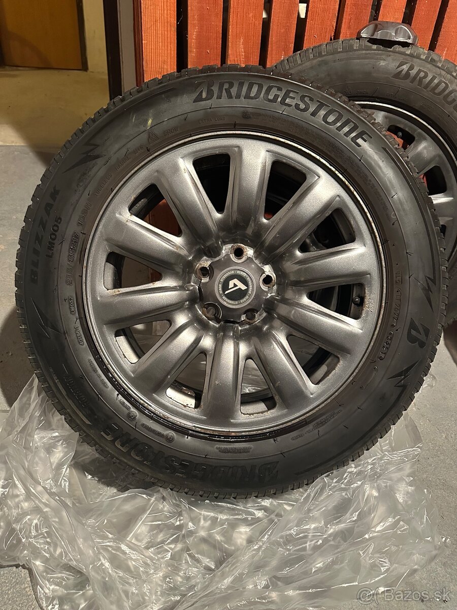 Komplet zimné kolesa - 215/65 r17 bridgestone -  5x114,30
