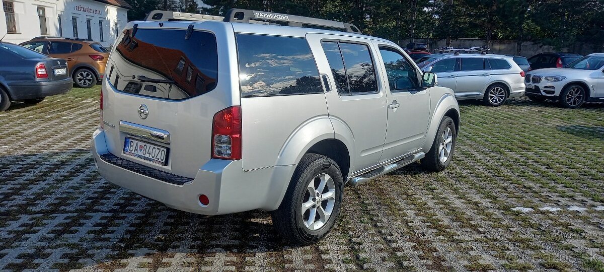 Nissan Pathfinder 2.5D  2009 4x4