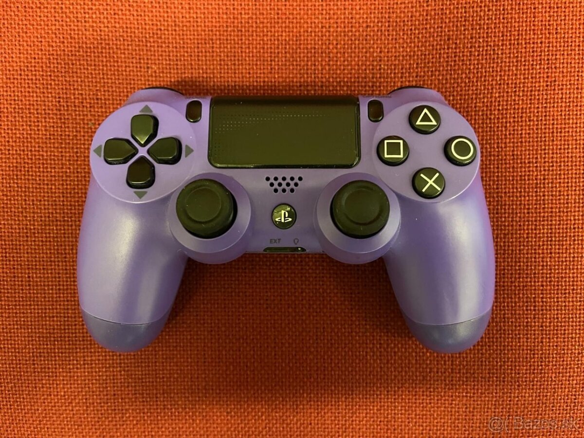 Predam fialovy joystick na playstation 4 (ps4)