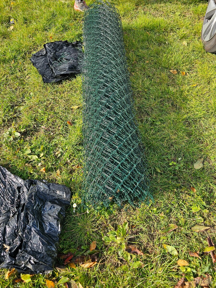 Plotové pletivo Pilecký Ideal Zn+PVC 4-hranné 180cm