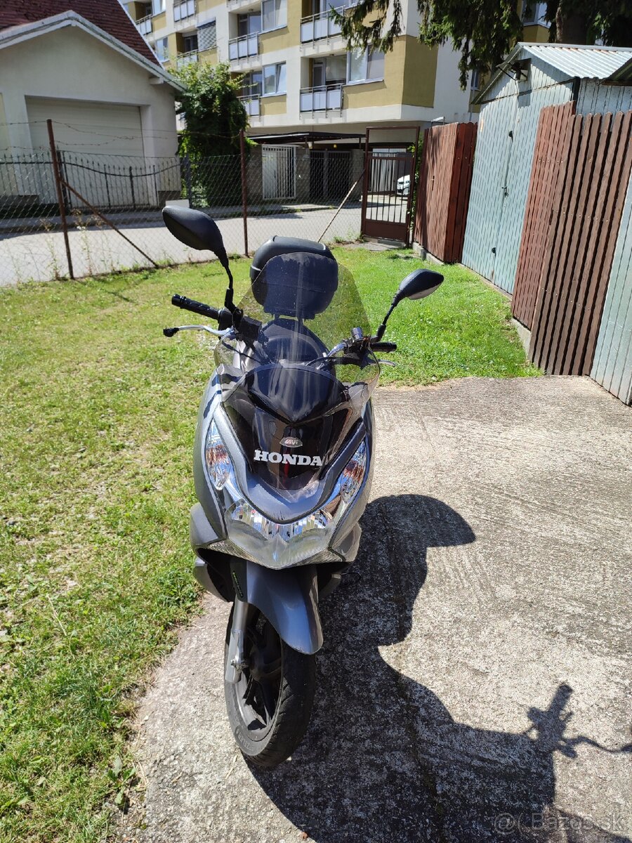Honda PCX