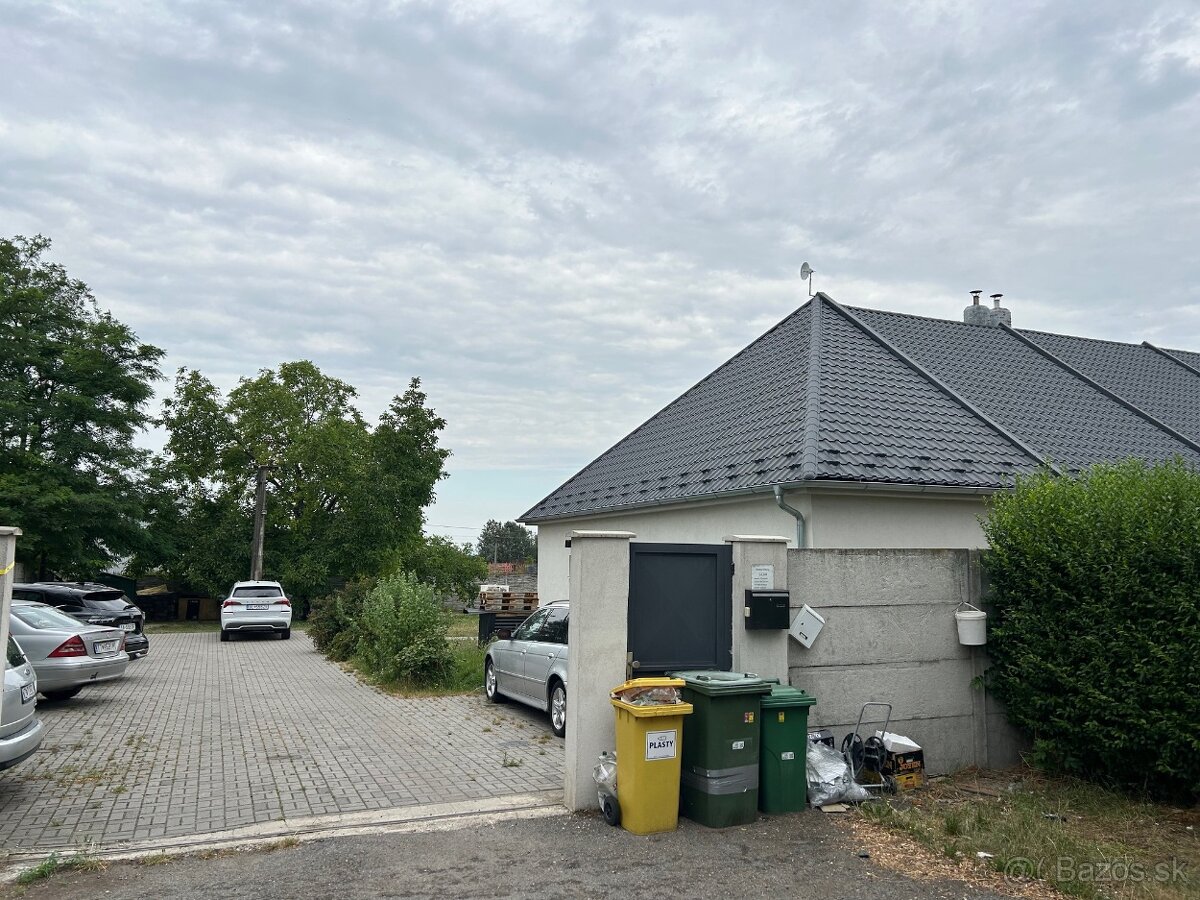 Veľký byt so záhradou 6 árov v Pustých Uľanoch