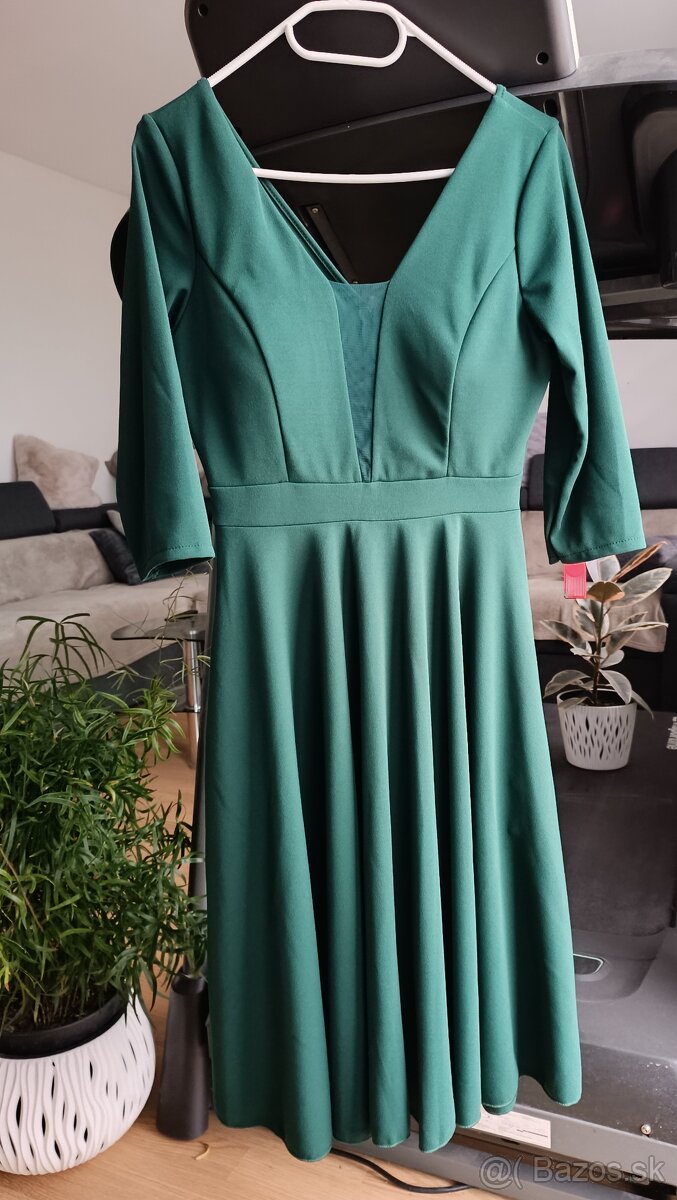 Zelené nove šaty