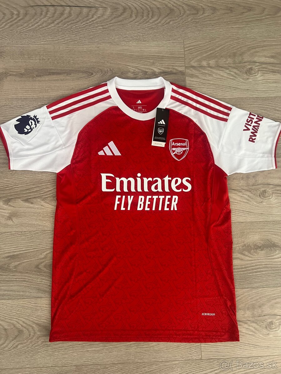 Arsenal 2025/26 domaci dres