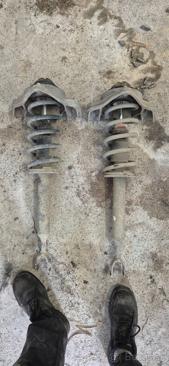 Predne tlmiče plus pružiny audi a6c6 2.0tdi