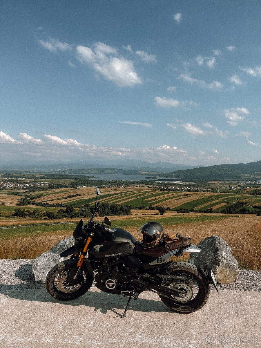 MotoMorini seiemmezzo 650 SCR scrambler