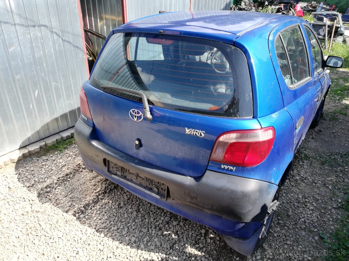 Predám náhradné diely Toyots Yaris 1998-2005 1.0vvti