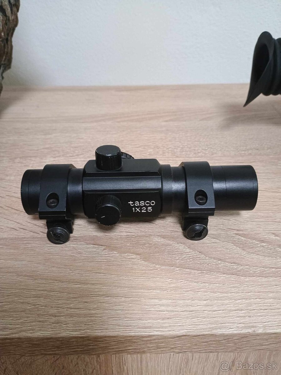 Kolimátor Tasco 1x25