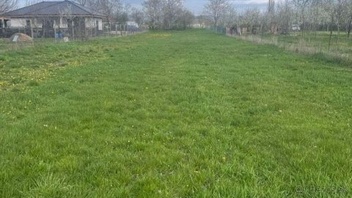 PREDAJ pozemkov na stavbu RD v Ostrove pri Piešťanoch