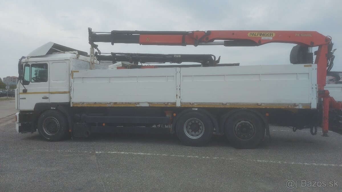 MAN F2000 Hydraulická ruka